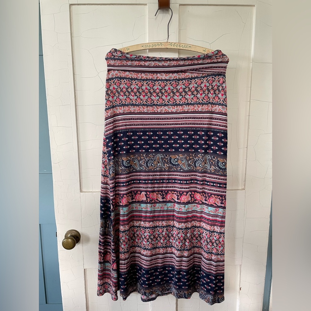 American Rag Navy Floral & Pink Patterned Maxi Skirt
